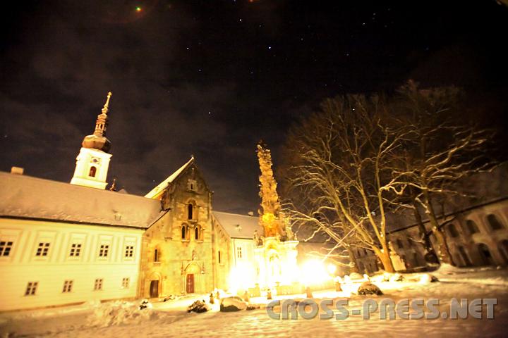2009.02.17_23.15.18_01.jpg - Sternenhimmel ber dem Heiligenkreuzer Stiftshof.